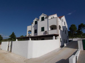 Apartments Croatia Brač